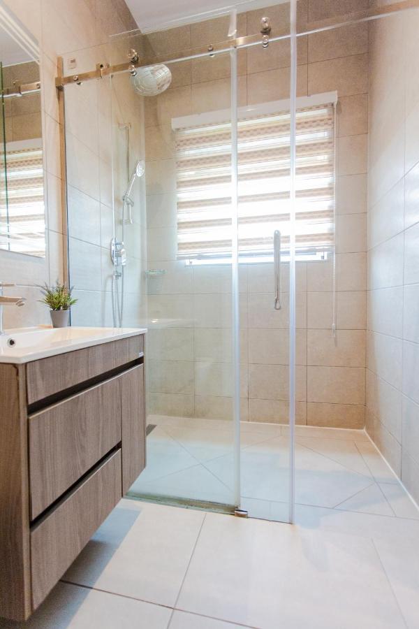 Accra Luxury Apartments @ Pine Court Екстериор снимка