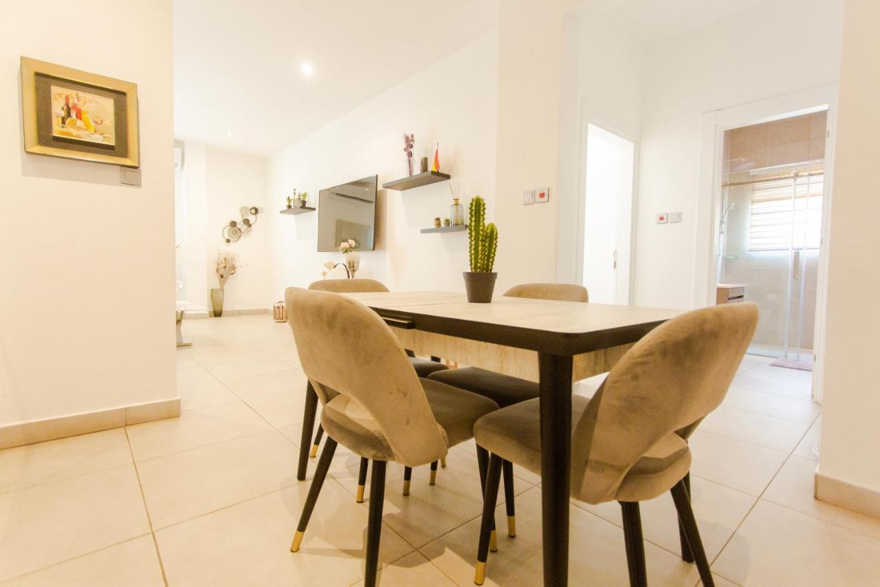 Accra Luxury Apartments @ Pine Court Екстериор снимка