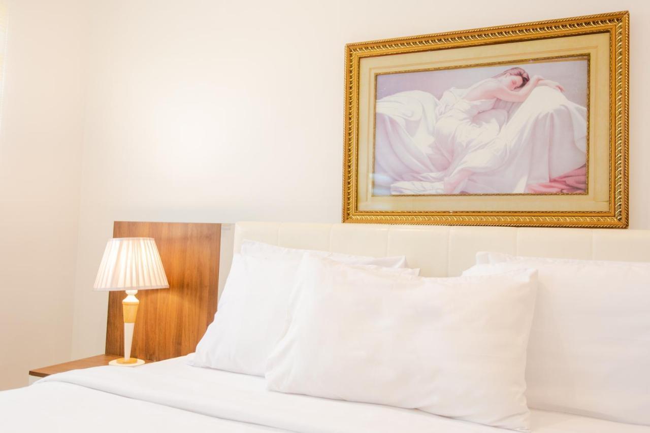 Accra Luxury Apartments @ Pine Court Екстериор снимка