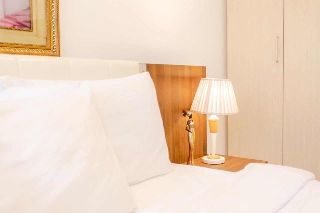 Accra Luxury Apartments @ Pine Court Екстериор снимка