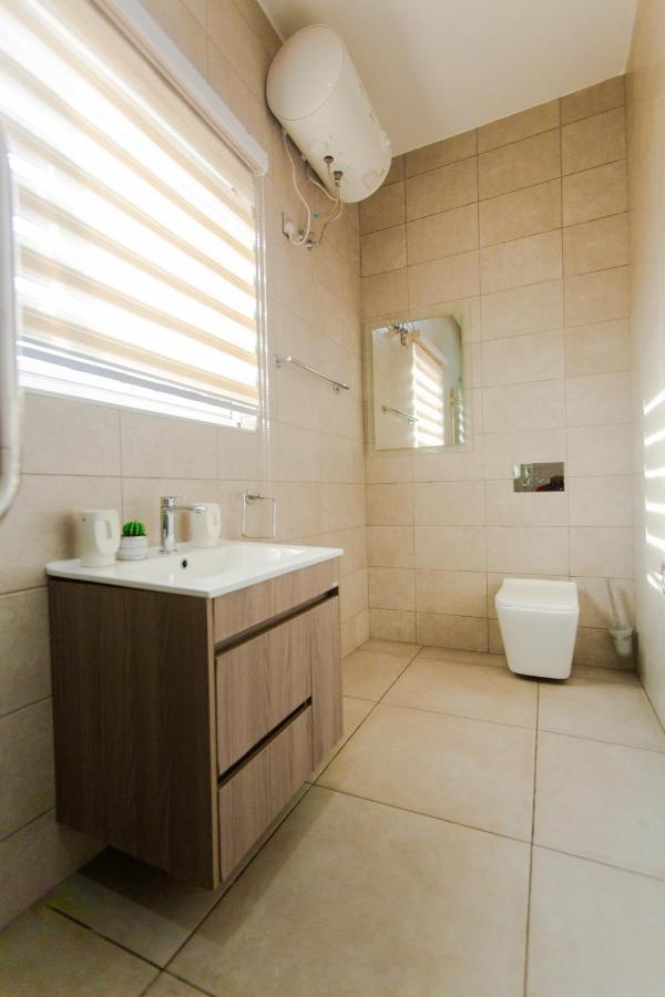 Accra Luxury Apartments @ Pine Court Екстериор снимка
