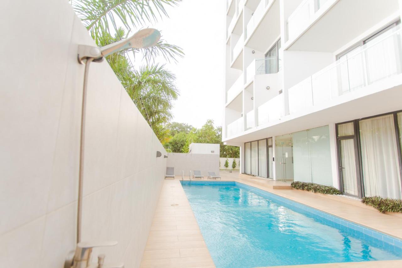 Accra Luxury Apartments @ Pine Court Екстериор снимка