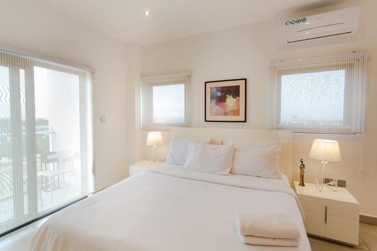 Accra Luxury Apartments @ Pine Court Екстериор снимка