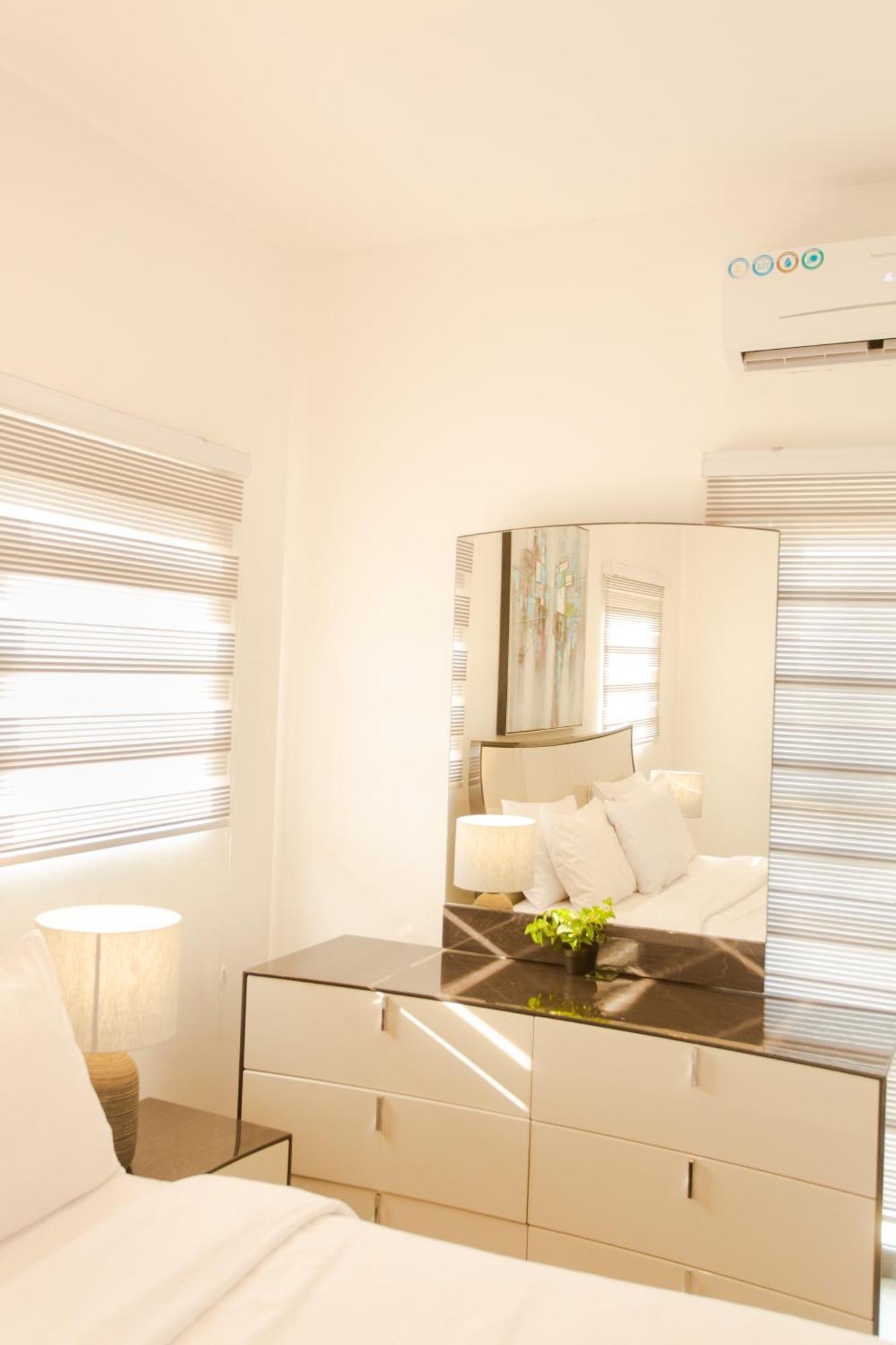 Accra Luxury Apartments @ Pine Court Екстериор снимка
